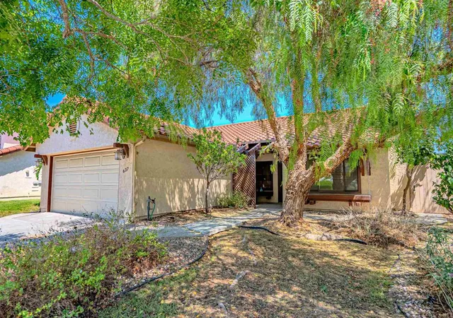 Photo 1 of Sale Pending at 637 Redlands Pl, Bonita, CA 91902 | MLS# PTP2606637 | Listing updated on 2026-10-02