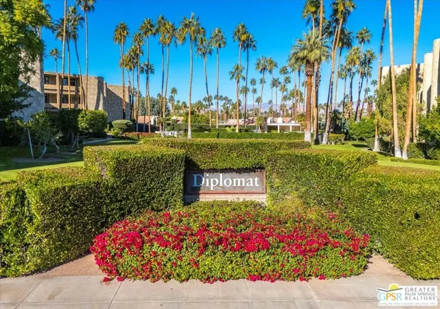 Photo 3 of Condo for sale at 1660 S La Reina Way #1A, Palm Springs, CA 92264 | MLS# 26873849PS | Listing updated on 2026-10-08