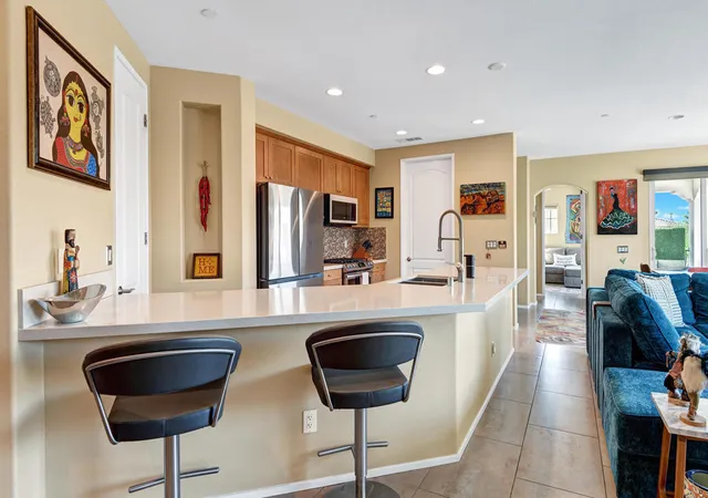 Photo 3 of Condo for sale at 1402 Guzman Ln, Palm Springs, CA 92262 | MLS# 219152074PS | Listing updated on 2026-09-29