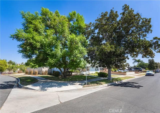 Photo 3 of Single family home for sale at 20371 Schoenborn, Winnetka, CA 91306 | MLS# SR26190964 | Listing updated on 2026-09-11