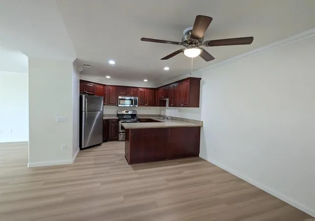 Listing Photo 4 - Condo for sale in building located at 3525 Paseo De Elenita, Oceanside, CA 92056 - Unit #171
