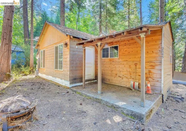 Photo 3 of Single family home for sale at 2845 Pine Dr, Arnold, CA 95223 | MLS# 41146789 | Listing updated on 2026-09-13