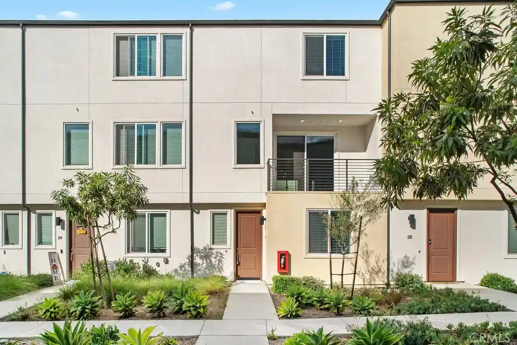 Condo for sale at 5464 Seacliff #25, San Diego, CA 92154 | MLS# SW26190601