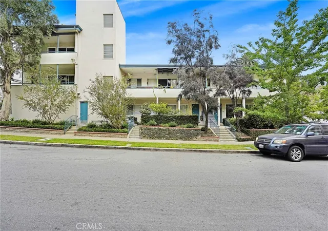 Photo 1 of Sale Pending at 1975 S Beverly Glen, Los Angeles, CA 90025 | MLS# PW26190137 | Listing updated on 2026-10-05
