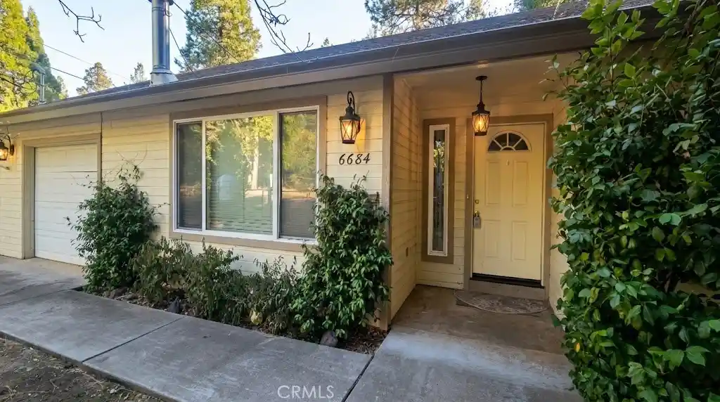 Single family home for sale at 6684 Echo Glen Ct, Magalia, CA 95954 | MLS# SN26190812