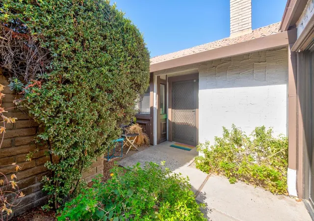 Photo 2 of Condo for sale at 2367 Miramonte Cir W #C, Palm Springs, CA 92264 | MLS# 219152092PS | Listing updated on 2026-10-01