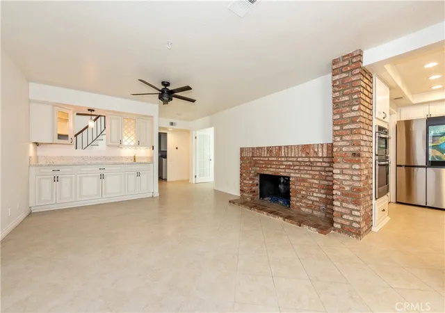 Photo 4 of Single family home for sale at 22625 Wood Shadow, Lake Forest, CA 92630 | MLS# OC26191405 | Listing updated on 2026-10-11