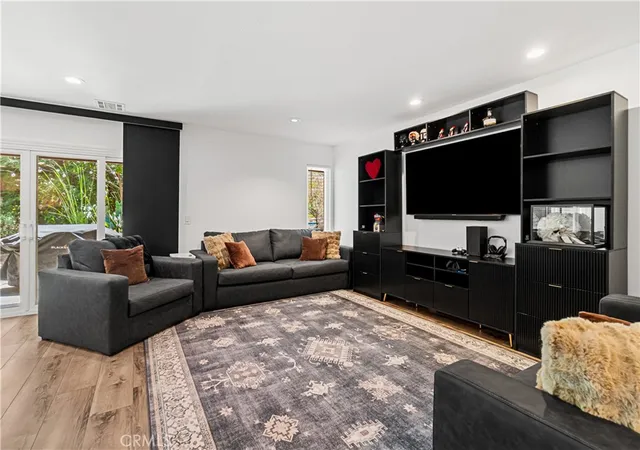 Listing Photo 4 - Condo for sale in building located at 2752 Pine Creek Cir, Fullerton, CA 92835