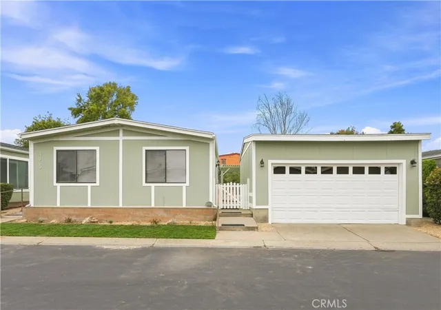 Photo 3 of Sale Pending at 4039 Cherry Hl, Santa Maria, CA 93455 | MLS# TR26191243 | Listing updated on 2026-09-10