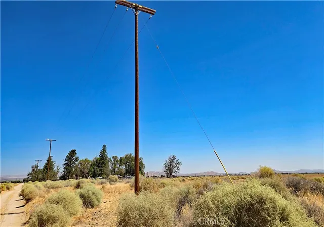 Photo 1 of Land for sale at 0 100th St W & Ave A8, Lancaster, CA 93536 | MLS# SR26191478 | Listing updated on 2026-09-22