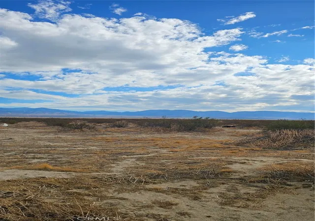 Photo 2 of Land for sale at 0 E 187th Street Ave S 8, Pearblossom, CA 93553 | MLS# SR26186656 | Listing updated on 2026-09-01