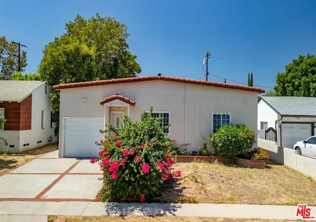 Photo 1 of Single family home for sale at 5945 Yarmouth Ave, Encino, CA 91316 | MLS# 26931481 | Listing updated on 2026-09-28