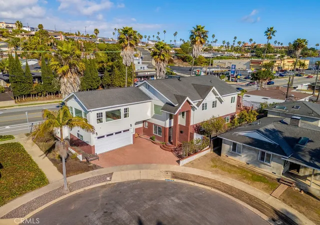 Photo 2 of Single family home for sale at 2500 Anabas Ave, San Pedro, CA 90732 | MLS# SB26191423 | Listing updated on 2026-09-02