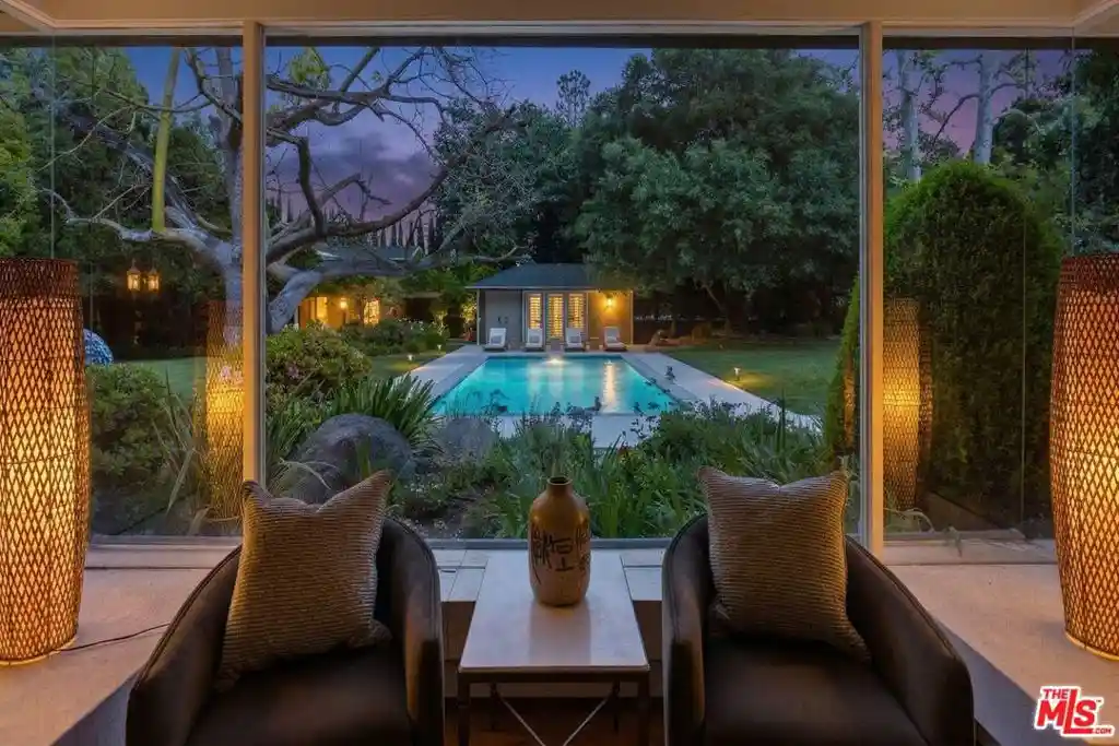 Photo 1 of Mansion for sale at 4816 Encino Ave, Encino, CA 91316 | MLS# 26934005 | Listing updated on 2026-09-29