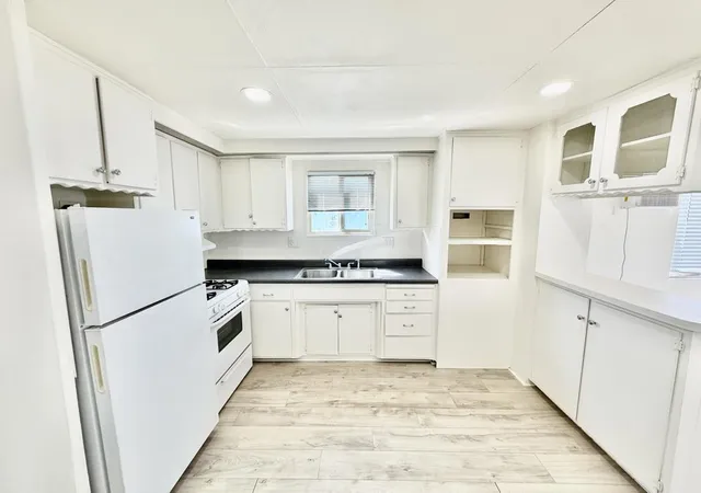 Photo 1 of Manufactured home for sale at 17069 N Indian Cyn Dr #68, North Palm Springs, CA 92258 | MLS# 219152124DA | Listing updated on 2026-10-09