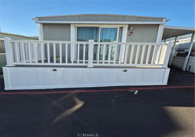 Photo 2 of Manufactured home for sale at 531 Pier, Hermosa Beach, CA 90254 | MLS# SB26191778 | Listing updated on 2026-10-10
