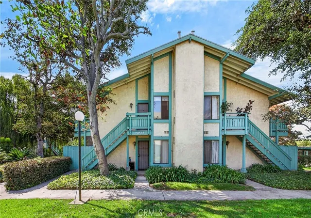 Listing Photo 3 - Condo for sale in building located at 20535 S Vermont Ave, Torrance, CA 90502 - Unit #4