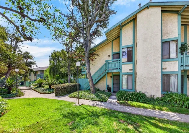 Listing Photo 4 - Condo for sale in building located at 20535 S Vermont Ave, Torrance, CA 90502 - Unit #4