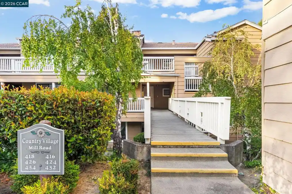 Listing Photo 1 - Condo for sale in 416 Mill Rd located at 416 Mill Rd, Martinez, CA 94553 - Unit 416 Mill Rd