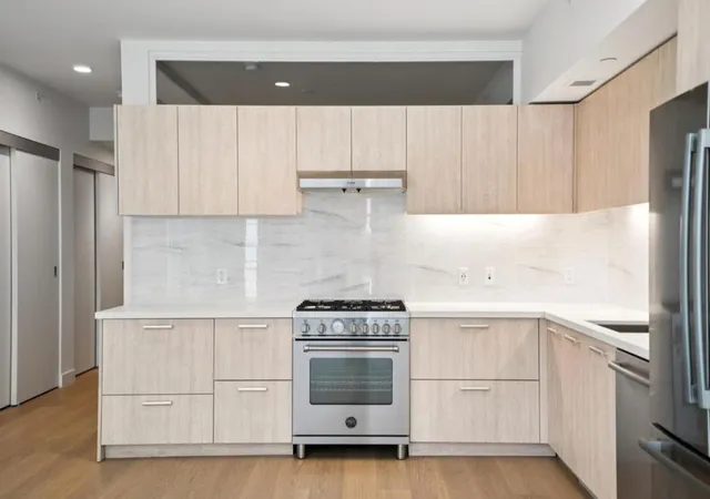 Photo 2 of Sale Pending at 188 W St James St #11107, San Jose, CA 95110 | MLS# ML82059760 | Listing updated on 2026-10-03