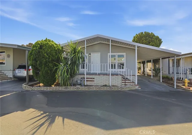 Photo 2 of Manufactured home for sale at 3530 Damien #141, La Verne, CA 91750 | MLS# CV26191927 | Listing updated on 2026-10-12