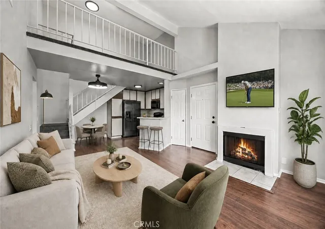 Listing Photo 5 - Condo for sale in building located at 18915 Cyn Hl Dr, Trabuco Canyon, CA 92679