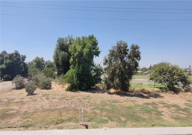 Photo 2 of Land for sale at 509 Farmersville Blvd, Farmersville, CA 93223 | MLS# FR26191966 | Listing updated on 2026-09-02