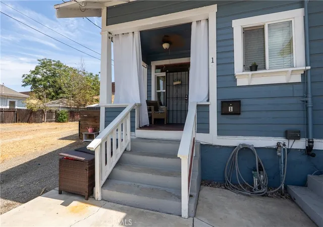 Photo 3 of Multi family home for sale at 3452 Mulberry St, Riverside, CA 92501 | MLS# IV26177213 | Listing updated on 2026-10-08
