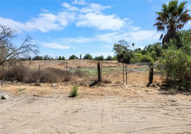 Land for sale at 0 Markham, Riverside, CA 92508 | MLS# PW26192033