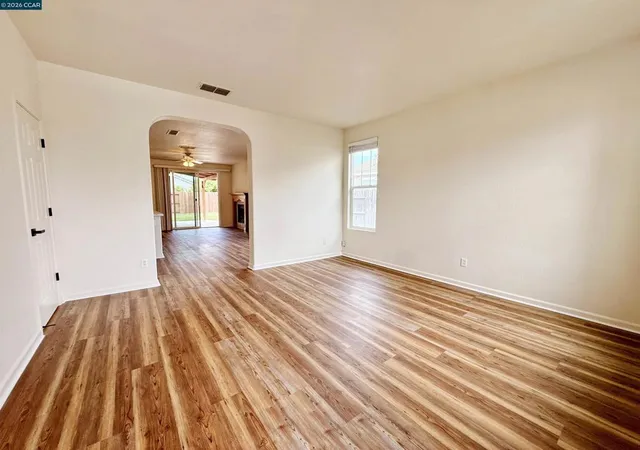 Photo 2 of Single family home for sale at 413 Arlingdale Cir, Rio Linda, CA 95673 | MLS# 41146880 | Listing updated on 2026-09-22
