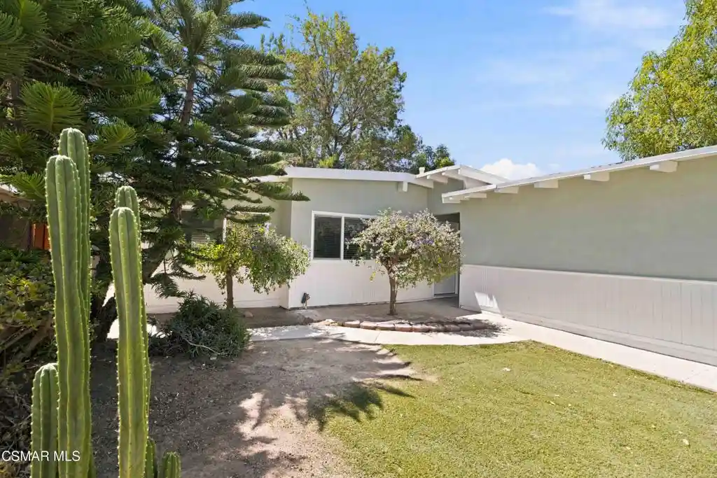 Photo 1 of Single family home for sale at 4328 Shopping Ln, Simi Valley, CA 93063 | MLS# 226004176 | Listing updated on 2026-10-21