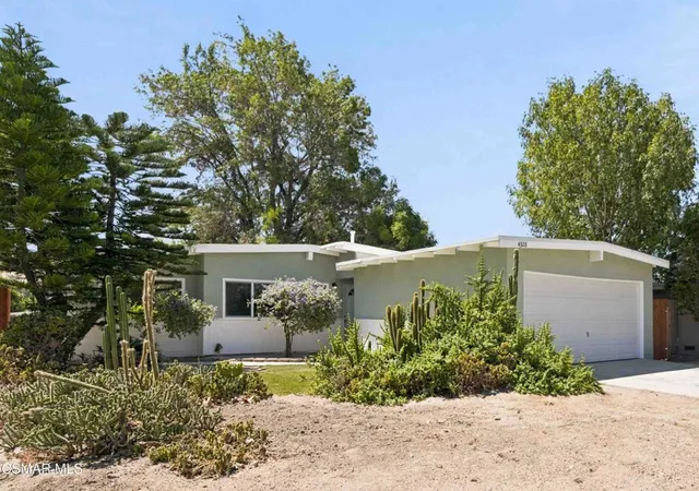 Photo 2 of Single family home for sale at 4328 Shopping Ln, Simi Valley, CA 93063 | MLS# 226004176 | Listing updated on 2026-10-09