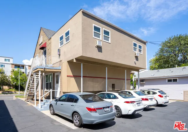 Photo 3 of Multi family home for sale at 1124 Cordova St, Pasadena, CA 91106 | MLS# 26942719 | Listing updated on 2026-09-09
