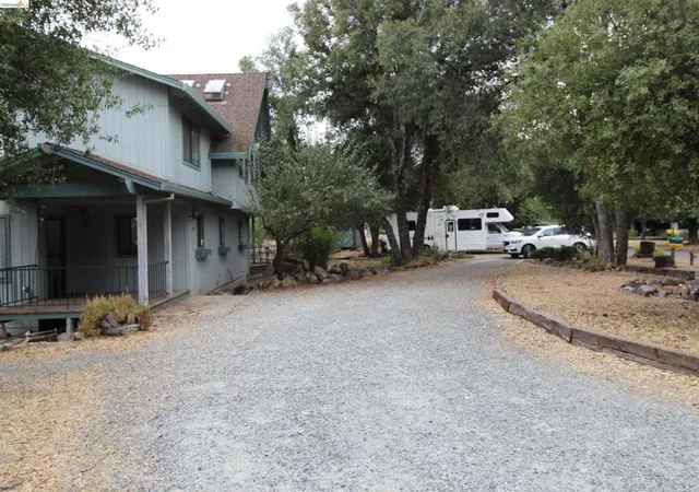 Photo 3 of Single family home for sale at 17820 Monte Grande, Soulsbyville, CA 95372 | MLS# 41146884 | Listing updated on 2026-09-21