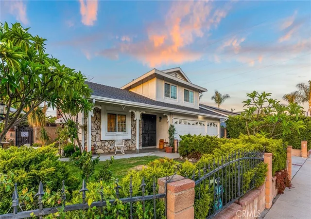 Photo 3 of Sale Pending at 8505 Arma St, Pico Rivera, CA 90660 | MLS# DW26192043 | Listing updated on 2026-09-23