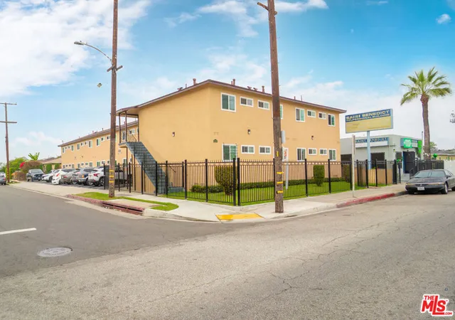 Multi family home for sale at 11123 S Inglewood Ave, Inglewood, CA 90304 | MLS# 26942665