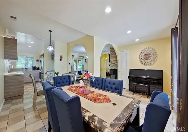 Photo 3 of Single family home for sale at 7827 Louise, Northridge, CA 91325 | MLS# GD26191949 | Listing updated on 2026-10-11