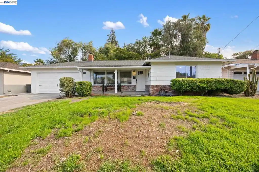 Photo 1 of Single family home for sale at 2136 Holbrook Dr, Concord, CA 94519 | MLS# 41146895 | Listing updated on 2026-10-27