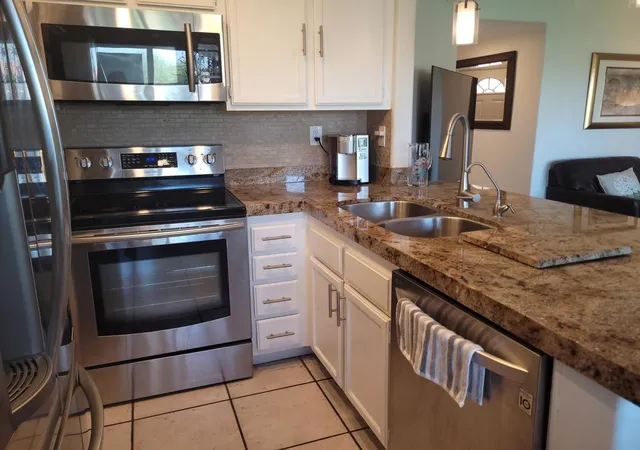 Photo 4 of Condo for sale at 78303 Scarlet Ct, La Quinta, CA 92253 | MLS# 219152147DA | Listing updated on 2026-09-13
