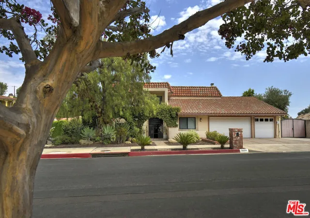 Photo 1 of Sale Pending at 9664 Andora Ave, Chatsworth, CA 91311 | MLS# 26915335 | Listing updated on 2026-10-08