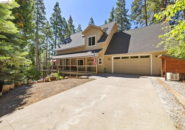 Single family home for sale at 24822 Quartz Ave, Mi Wuk Village, CA 95346 | MLS# 41146904