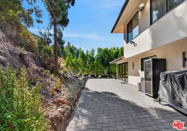 Photo 73 of Single family home for sale at 3243 Kirkham Dr, Glendale, CA 91206 | MLS# 26944483 | Listing updated on 2026-09-24