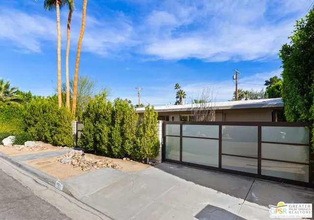 Photo 26 of Sale Pending at 530 N Calle Rolph, Palm Springs, CA 92262 | MLS# 26914545PS | Listing updated on 2026-10-06