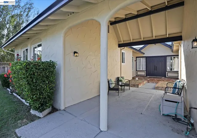 Photo 4 of Sale Pending at 5261 Sussex Pl, Newark, CA 94560 | MLS# 41146929 | Listing updated on 2026-09-30