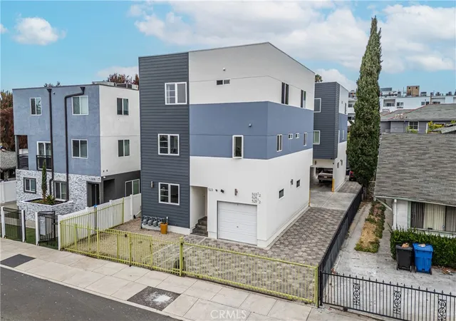 Photo 1 of Multi family home for sale at 523 N St Andrews, Los Angeles, CA 90004 | MLS# BB26192339 | Listing updated on 2026-09-13