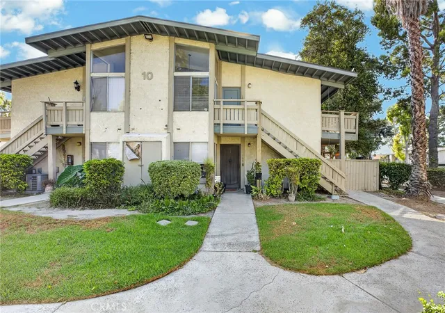 Photo 2 of Condo for sale at 1800 E Old Ranch #166, Colton, CA 92324 | MLS# IG26191327 | Listing updated on 2026-10-04