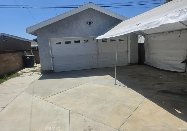 Photo 13 of Sale Pending at 10031 San Antonio, South Gate, CA 90280 | MLS# DW26192430 | Listing updated on 2026-09-30