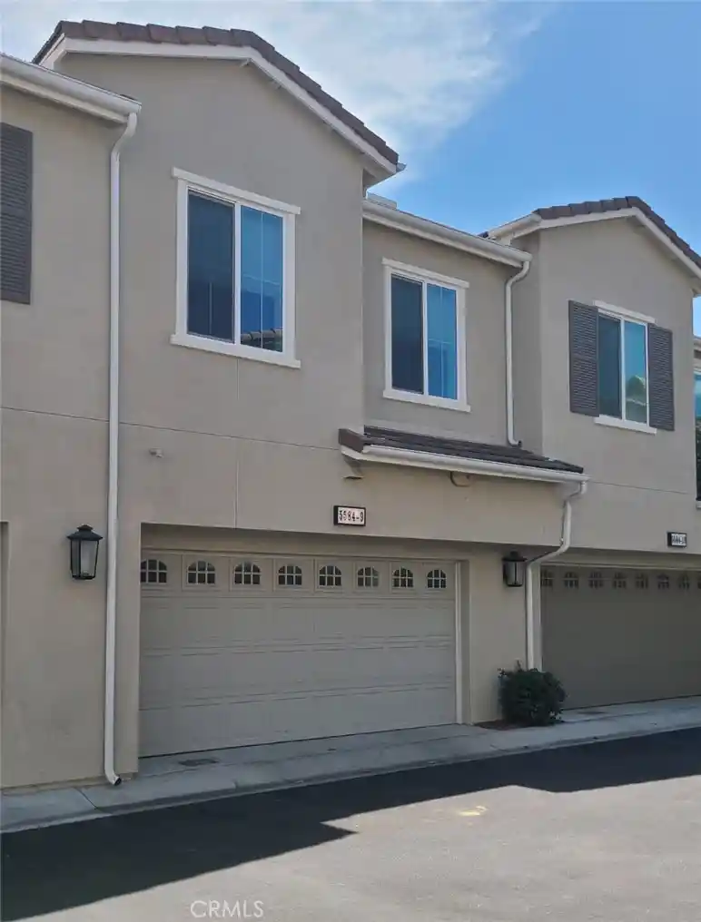 Townhouse for sale at 5584 Kateway #9, Fontana, CA 92336 | MLS# CV26190669