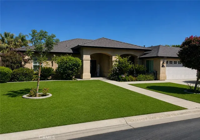 Single family home for sale at 11322 Stroke Cutters, Taft, CA 93268 | MLS# PI26192431