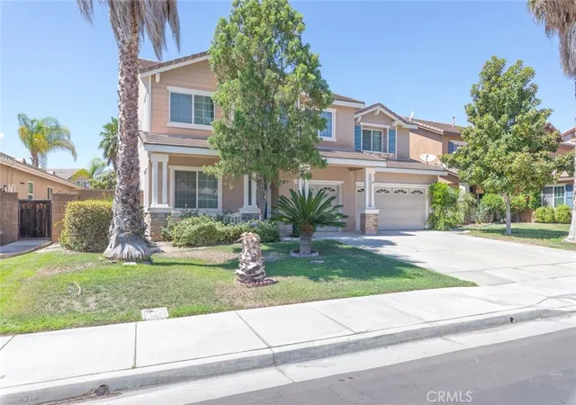 Photo 4 of Sale Pending at 37097 Edgemont, Murrieta, CA 92563 | MLS# SW26189768 | Listing updated on 2026-10-07